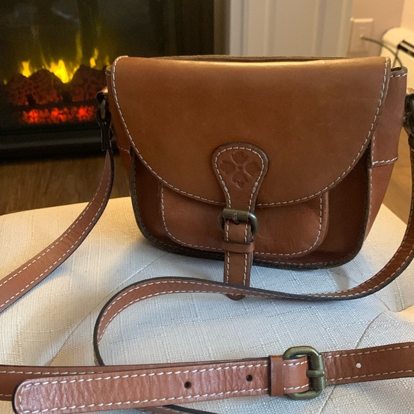 Patricia Nash Handbags - Patricia Nash crossbody bag